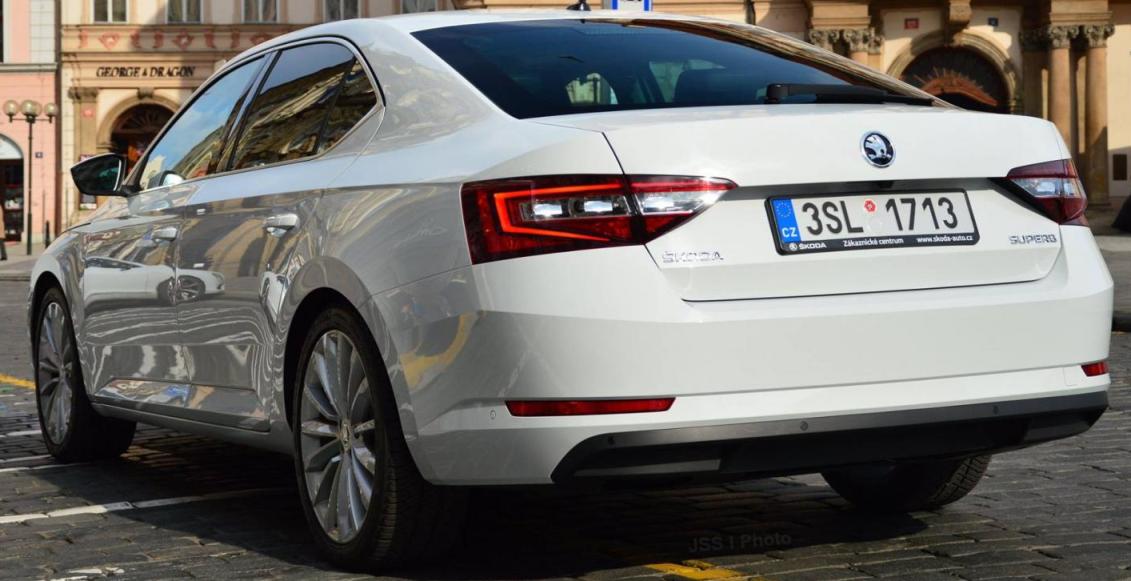 YEN� 2015 SKODA SUPERB PRAG YOLLARINDA RES�M GALER�S�